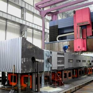 18500噸油壓機(jī)側(cè)機(jī)架 重252噸